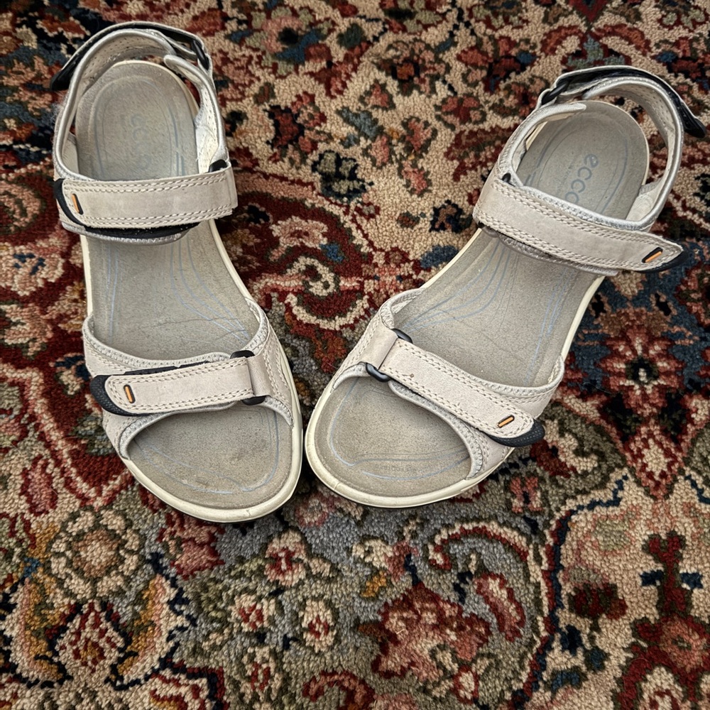 Ecco Tan Sandals with Cushioned Sole and Adjustable Straps